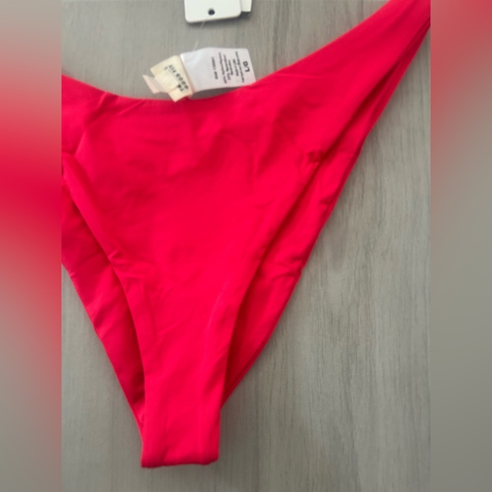 L*Space Hot Cherry Cabana Bitsy Bikini Bottom Size M - Picture 4 of 6